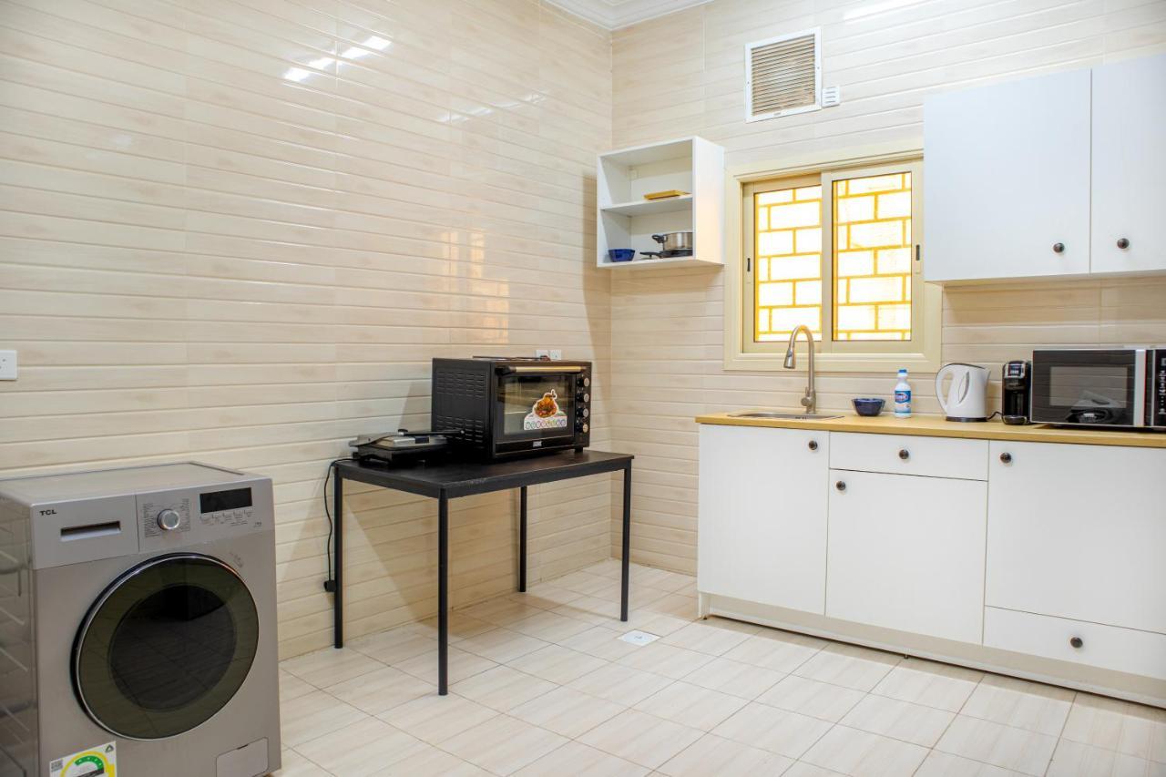 Luxurious Family 3 Bedroom Apartments 10 Mins Drive To Al-Masjid Nabawi - Nozol Noor 1 Medina Eksteriør bilde